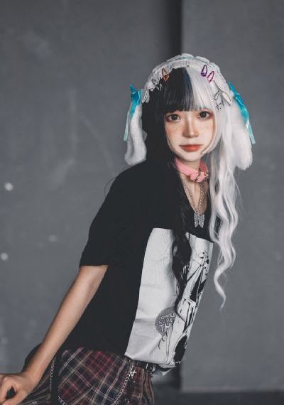 大胸女free少妇_老版国语字幕