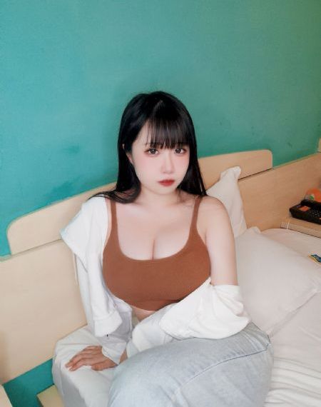 欧美之裸体推油按摩_高清完整版高清视频观看