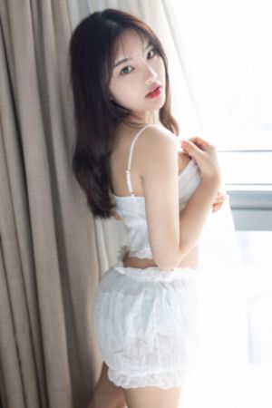 韩国大胸女教师_高清高清免费观看