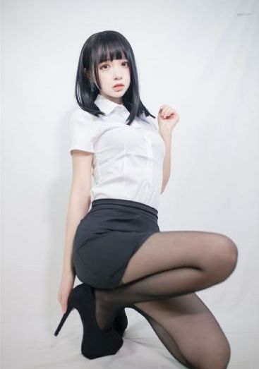 老熟女与小伙偷换69XX_超清免费在线播放
