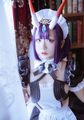 国产性感大胸美女三级片写真视频_国产剧免费观看