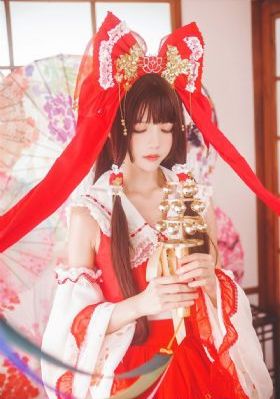 国产熟女丝袜高跟鞋脚交_BD国语完整版观看
