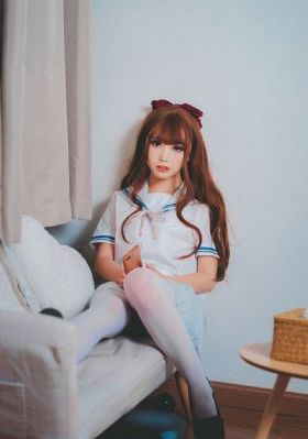 宝宝用力嗯脚翘起来怎么回事_BD韩语BD在线观看